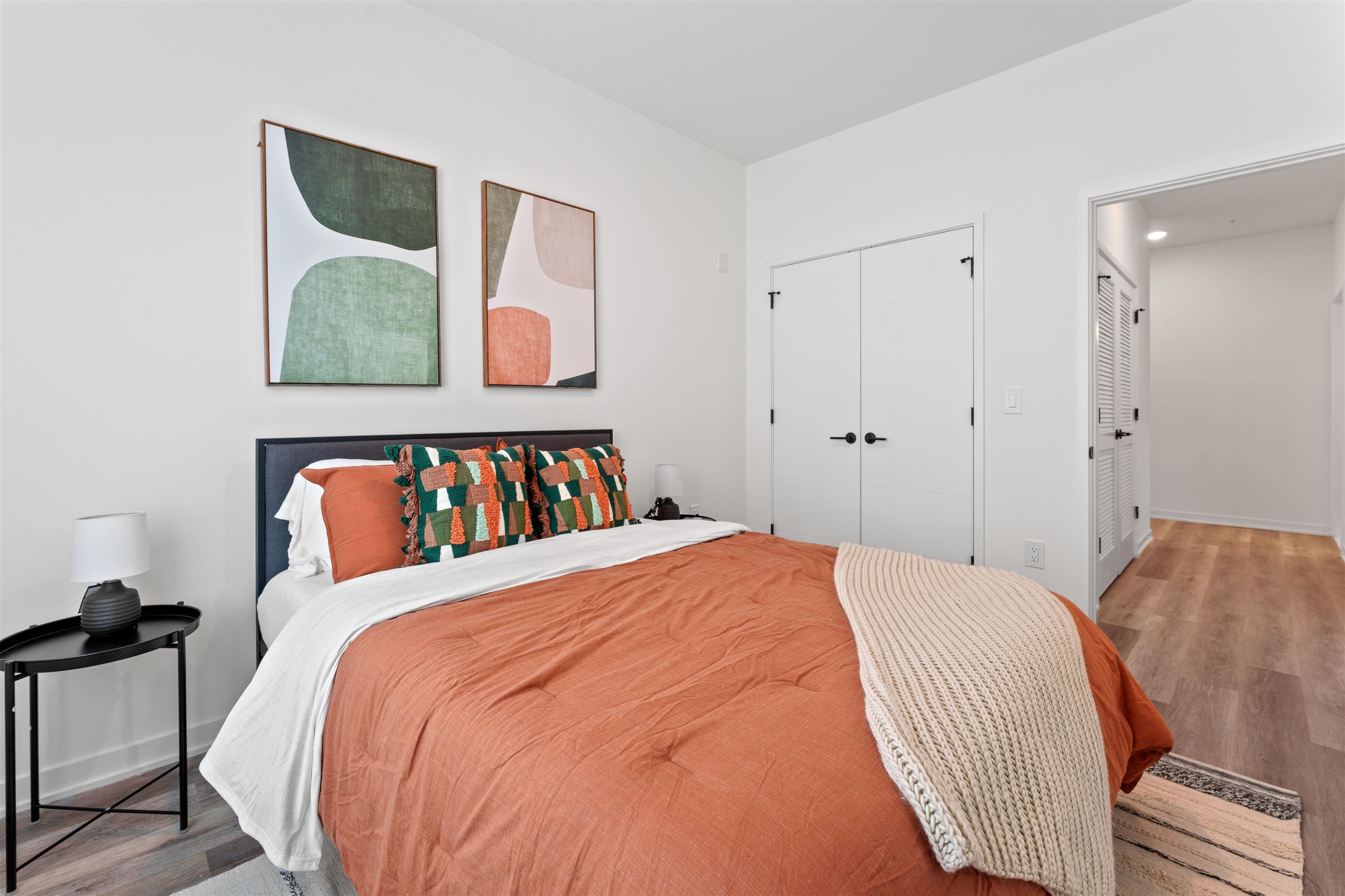829 GARFIELD AVE Unit: 208