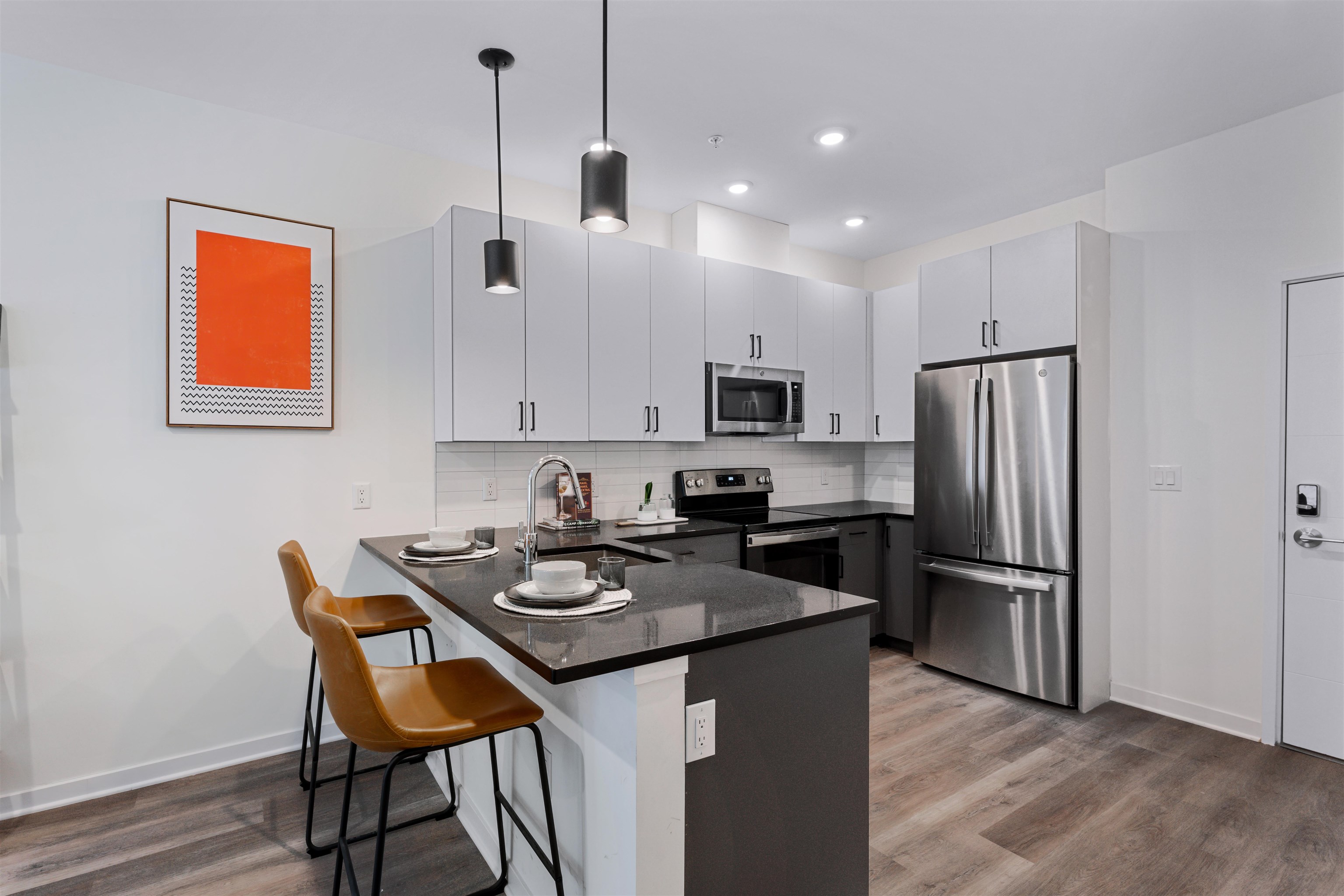 829 GARFIELD AVE Unit: 208
