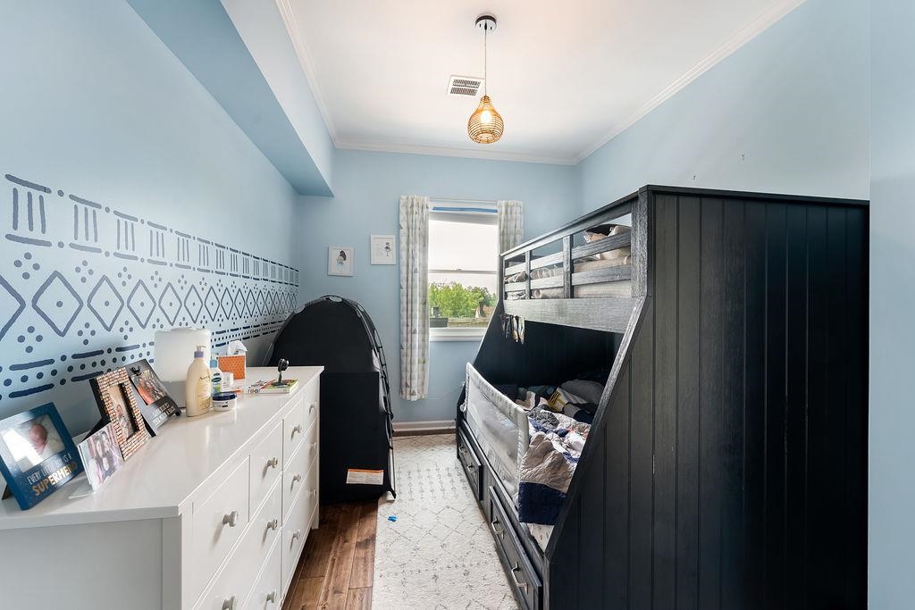 53 W 19TH ST