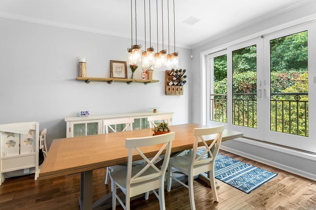 53 W 19TH ST