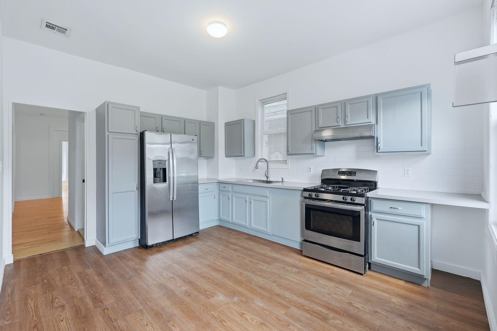 211(A) 20TH ST Unit: 2