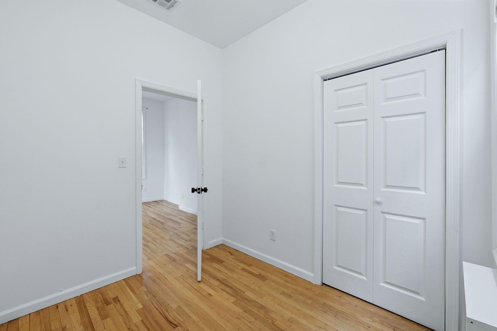 211(A) 20TH ST Unit: 2