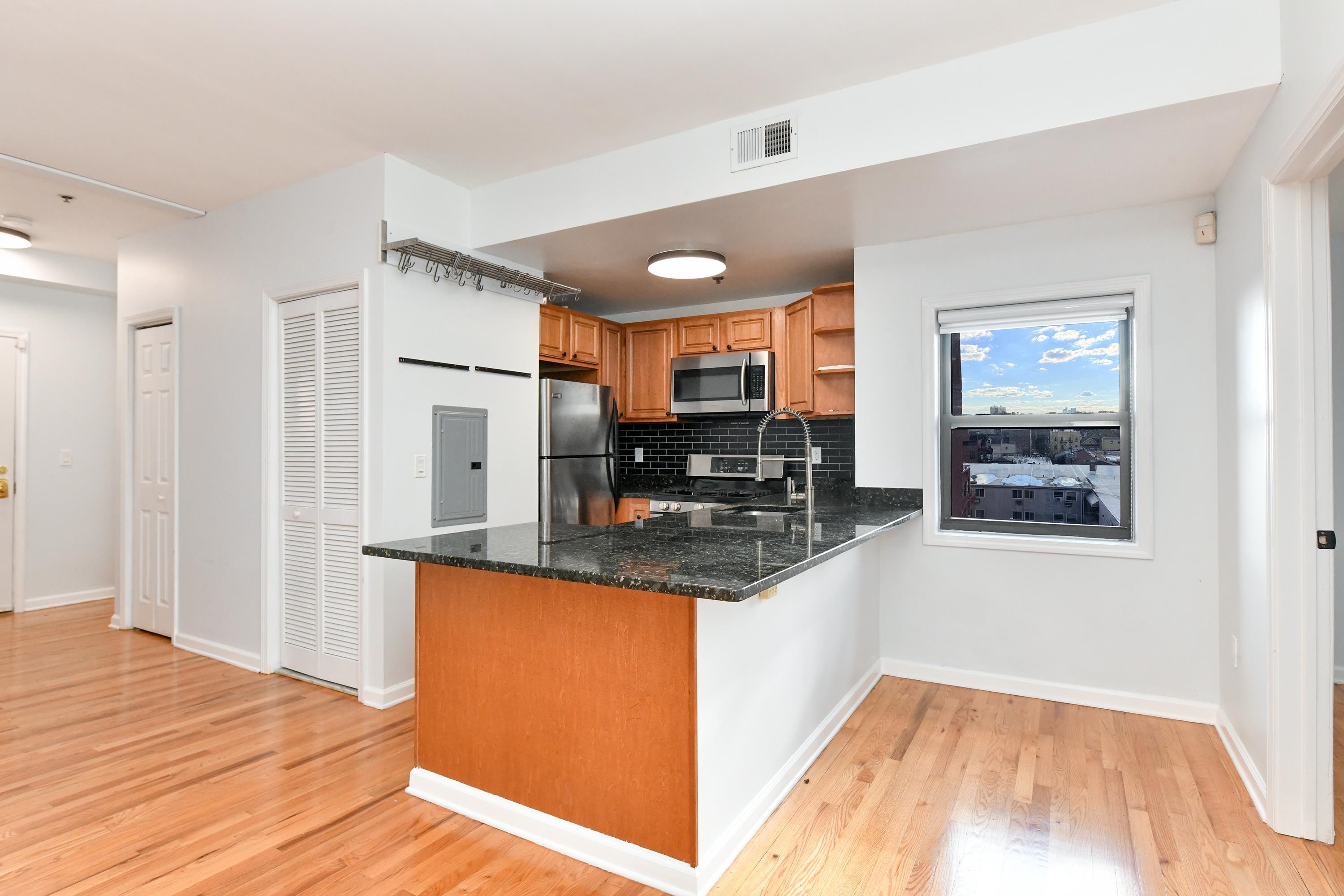 3519 PARK AVE Unit: 13
