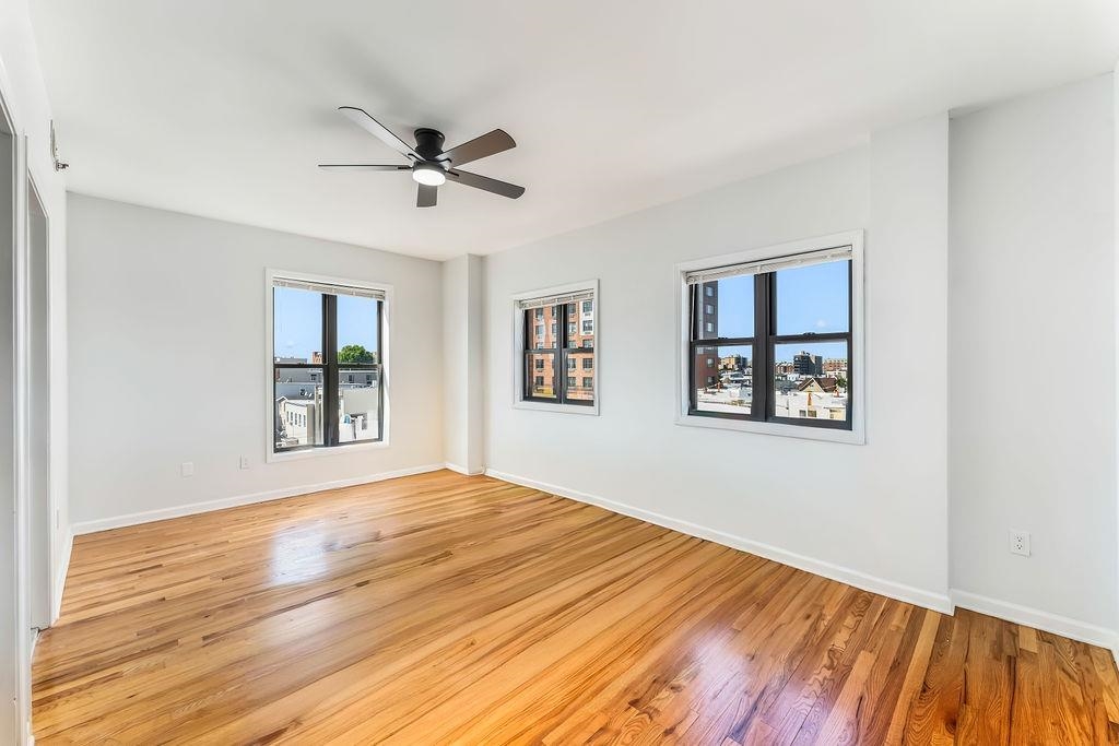 3519 PARK AVE Unit: 13