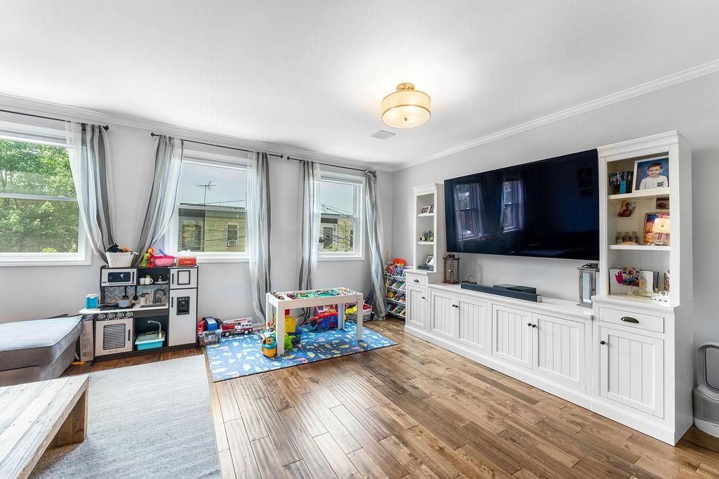 53 WEST 19TH ST