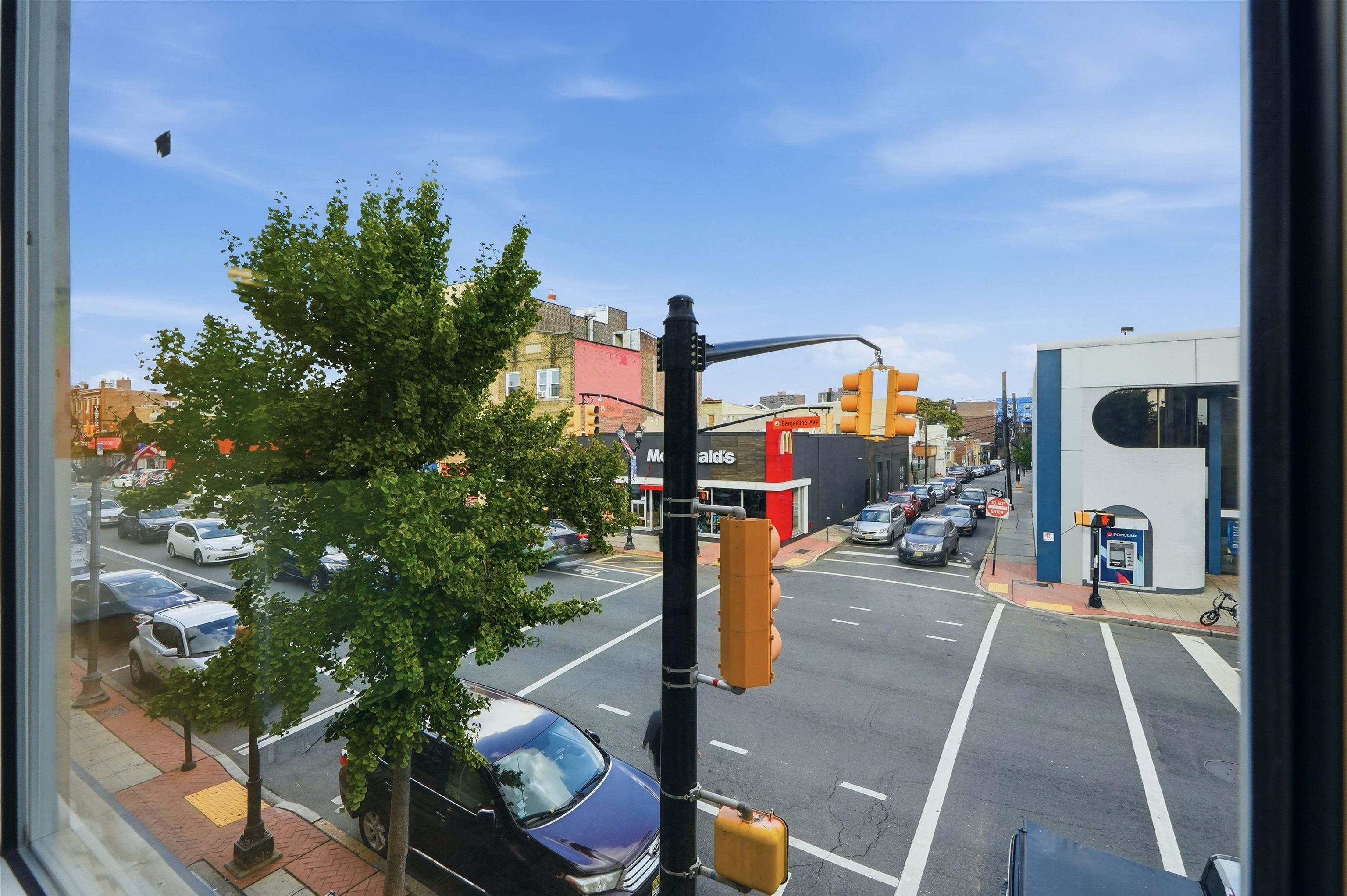 5405 BERGENLINE AVE Unit: 2