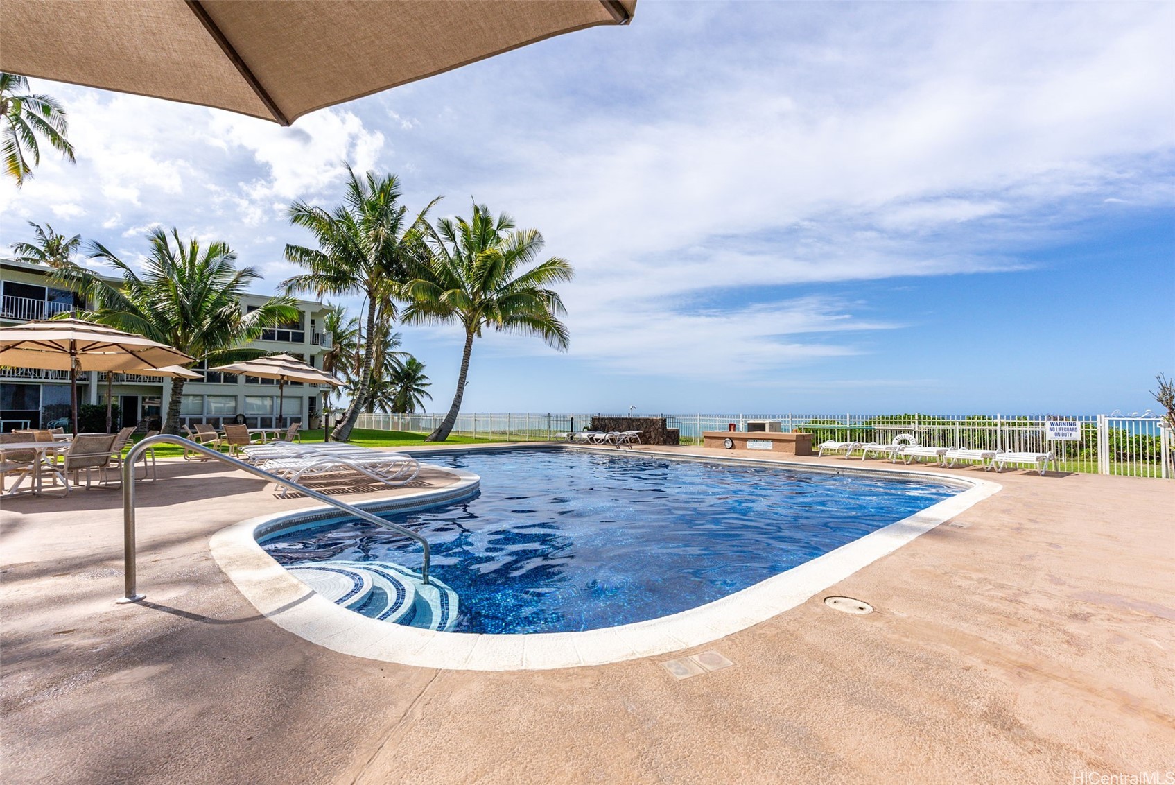 87-561 Farrington Highway 211