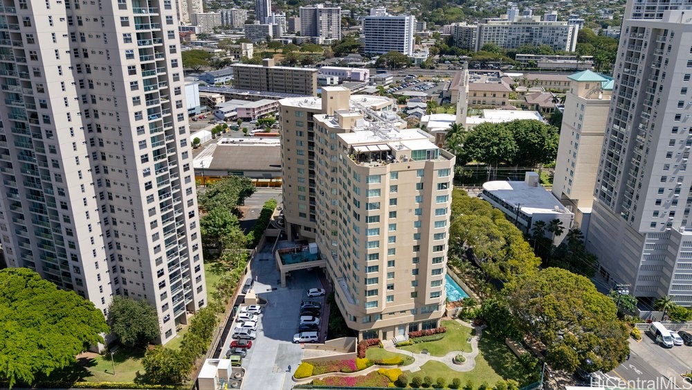 1314 Kalakaua Avenue 906