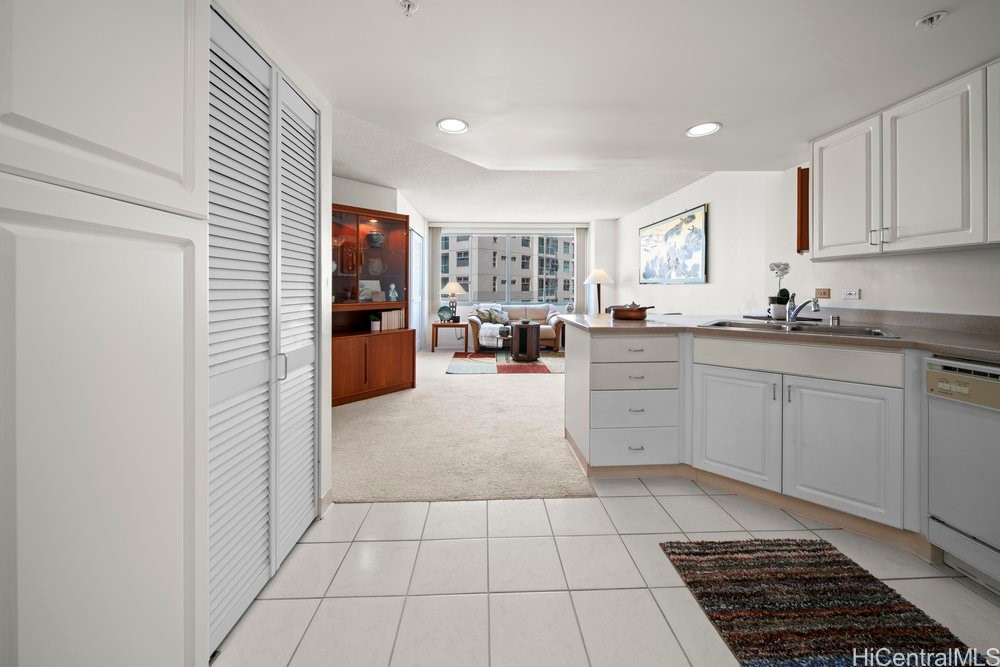 1314 Kalakaua Avenue 906
