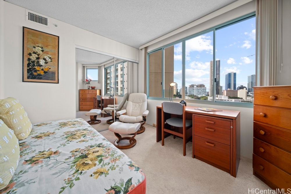 1314 Kalakaua Avenue 906
