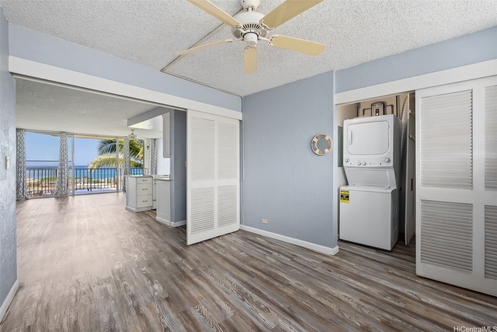 87-561 Farrington Highway 211