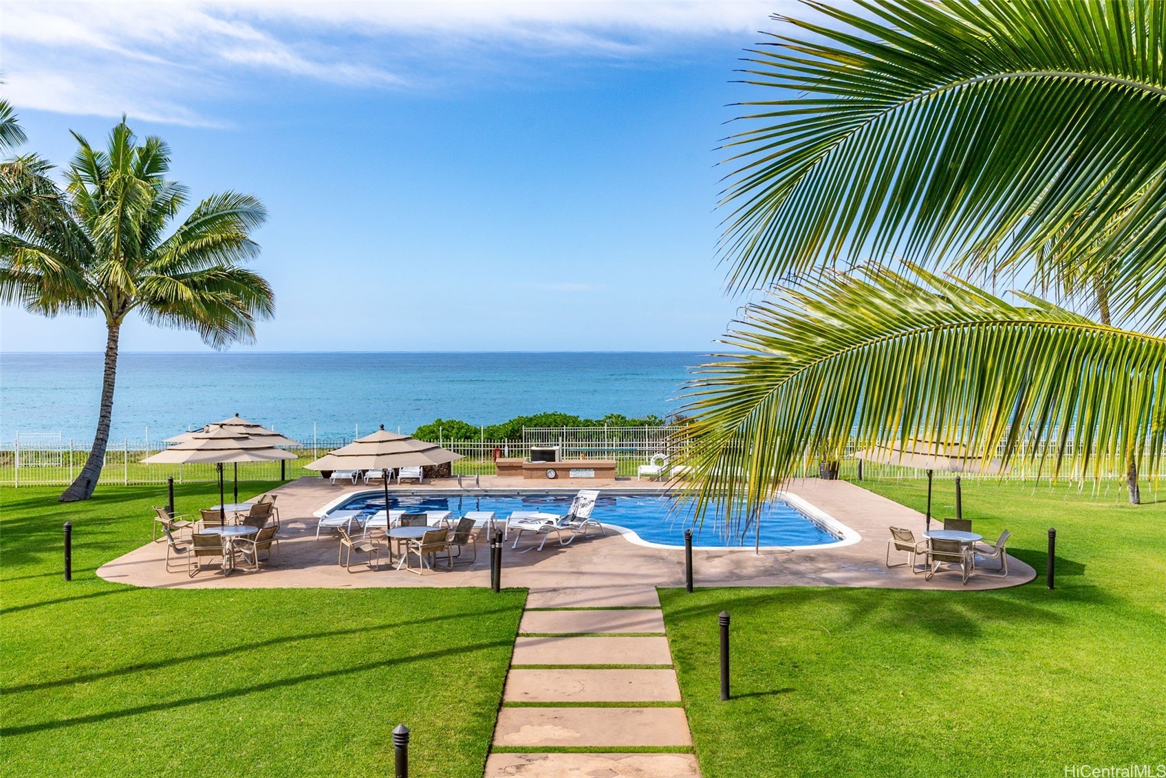 87-561 Farrington Highway 211