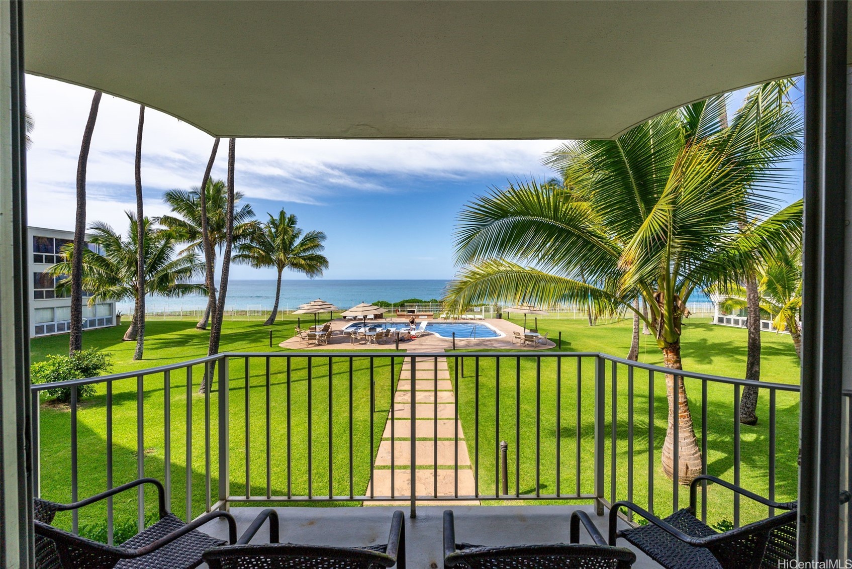 87-561 Farrington Highway 211