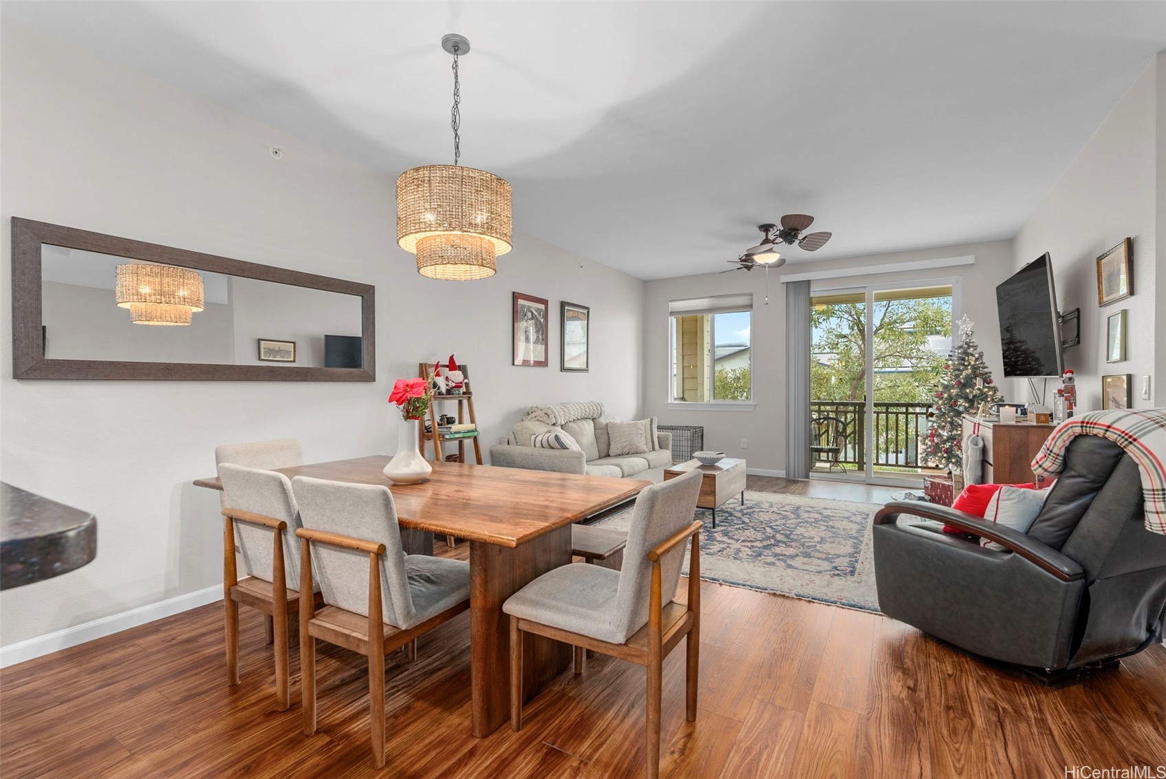 1020 Kakala Street 1204