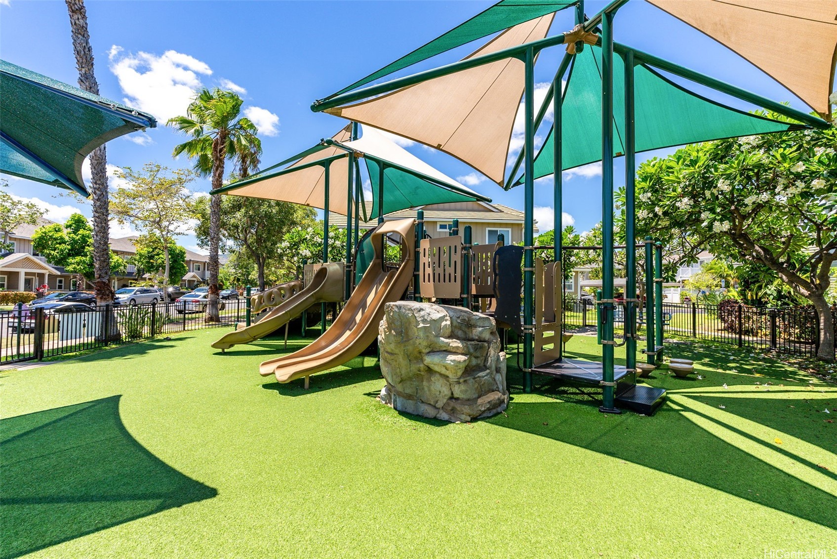 1020 Kakala Street 1204