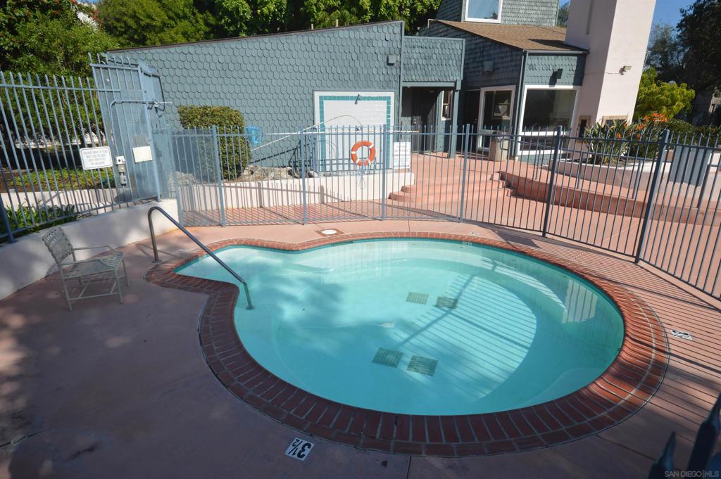 3238 Ashford St Unit: E