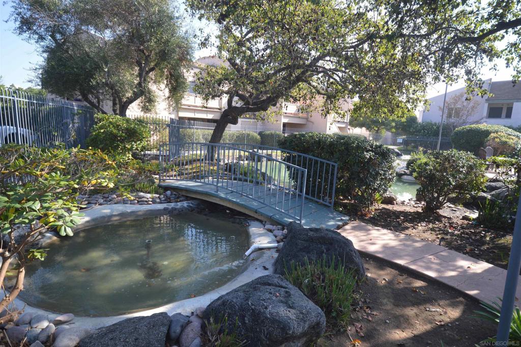 3238 Ashford St Unit: E