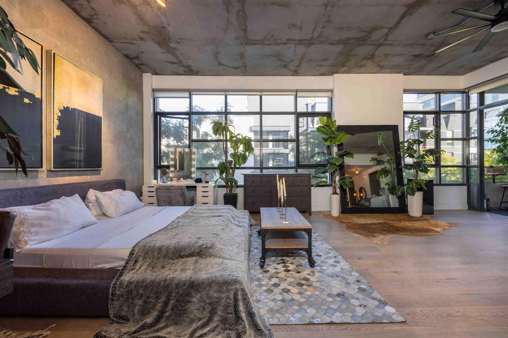 1050 Island Ave. Unit: 404