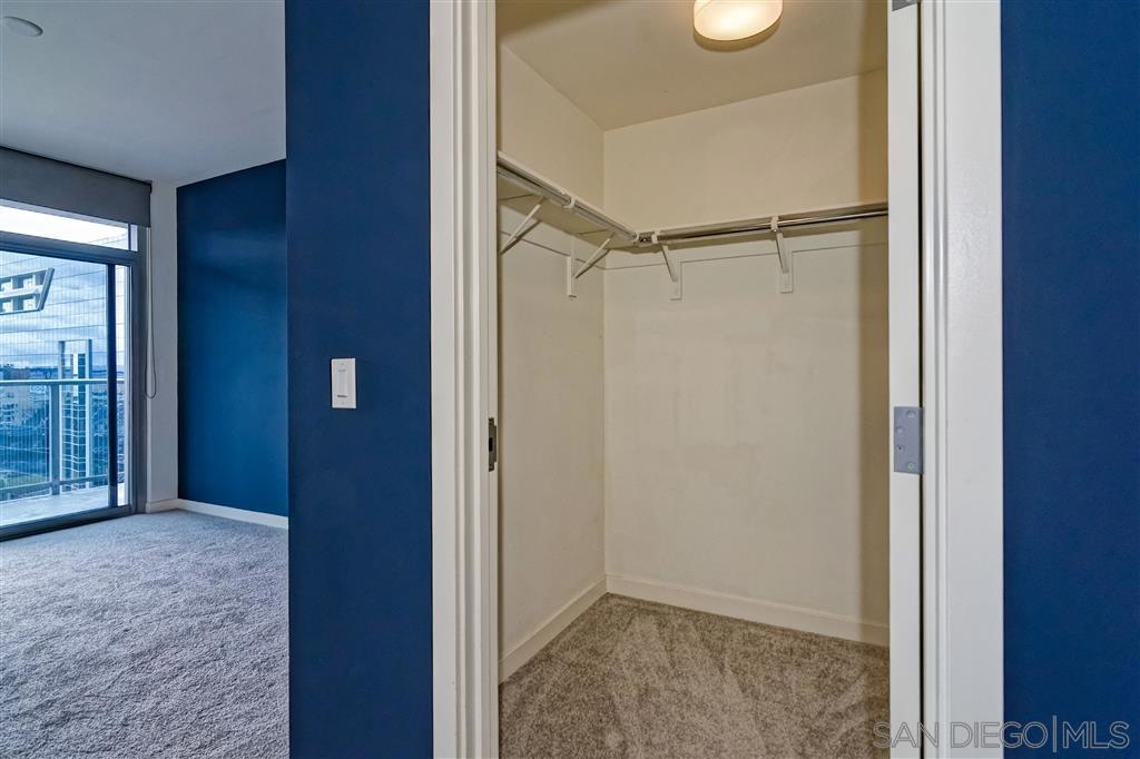 800 The Mark Ln 1807