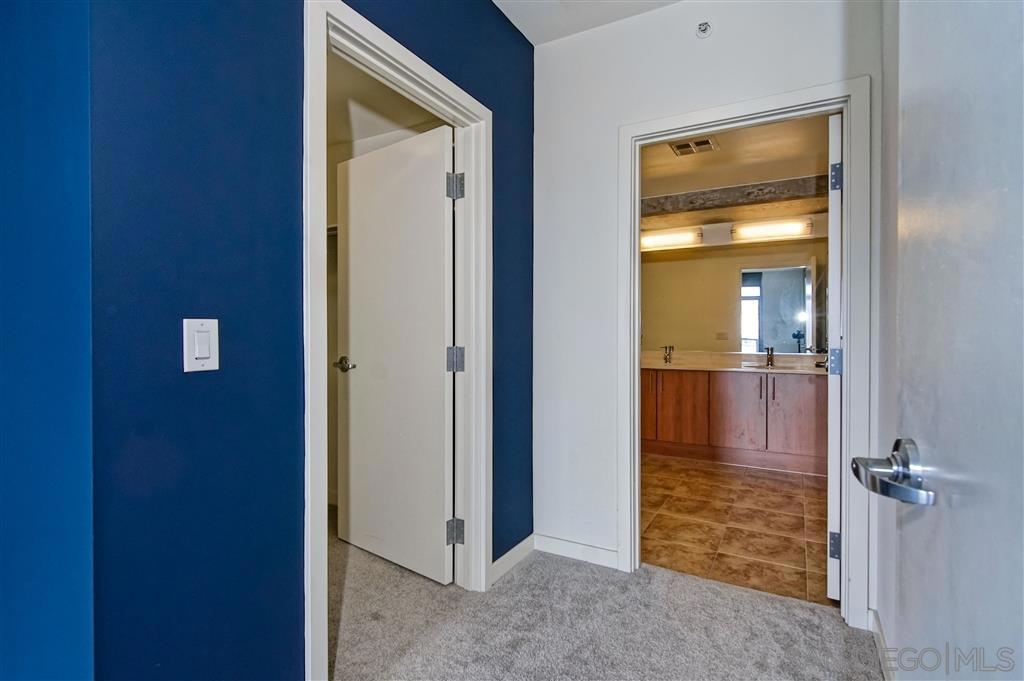 800 The Mark Ln 1807