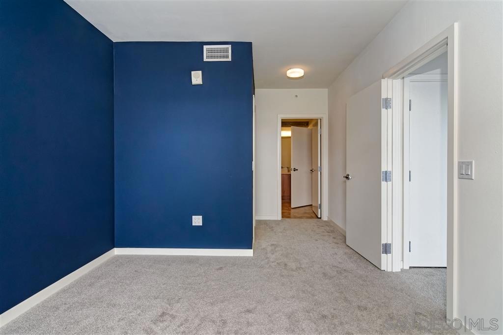 800 The Mark Ln 1807