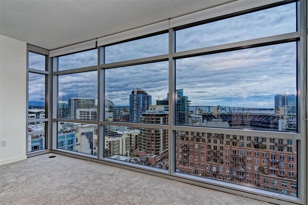 800 The Mark Ln 1807