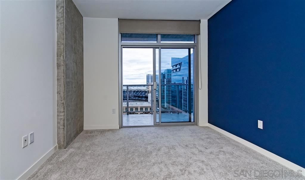 800 The Mark Ln 1807