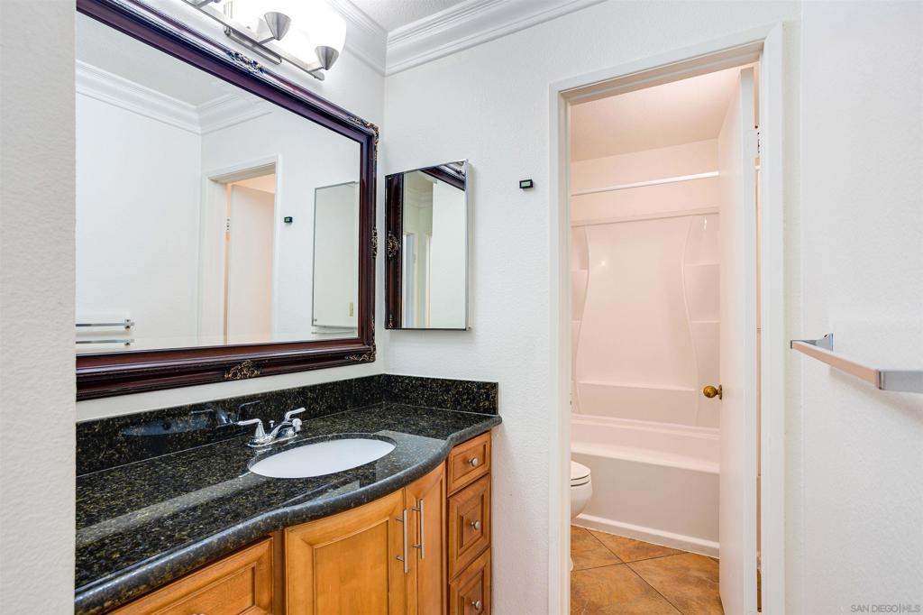 7565 Charmant Dr 507