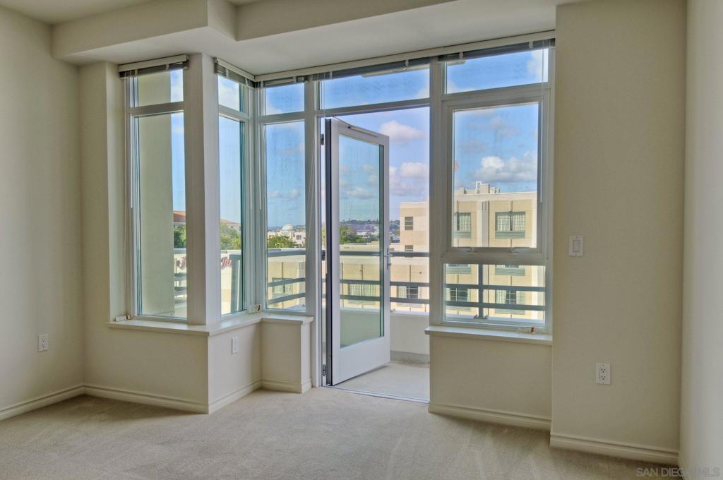 825 W W Beech St 302