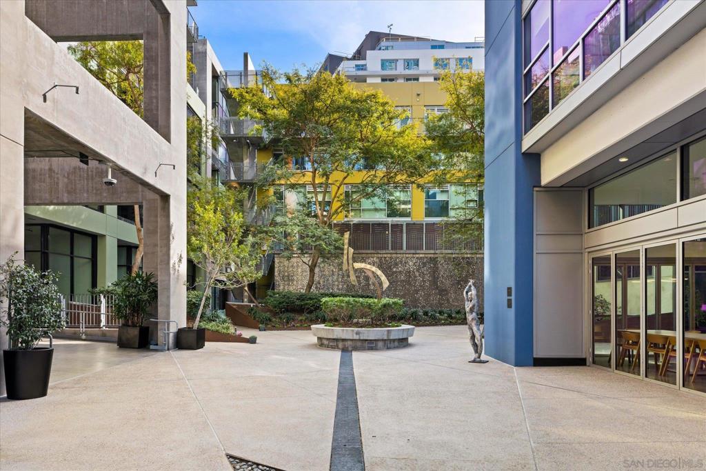 321 10Th Ave 207