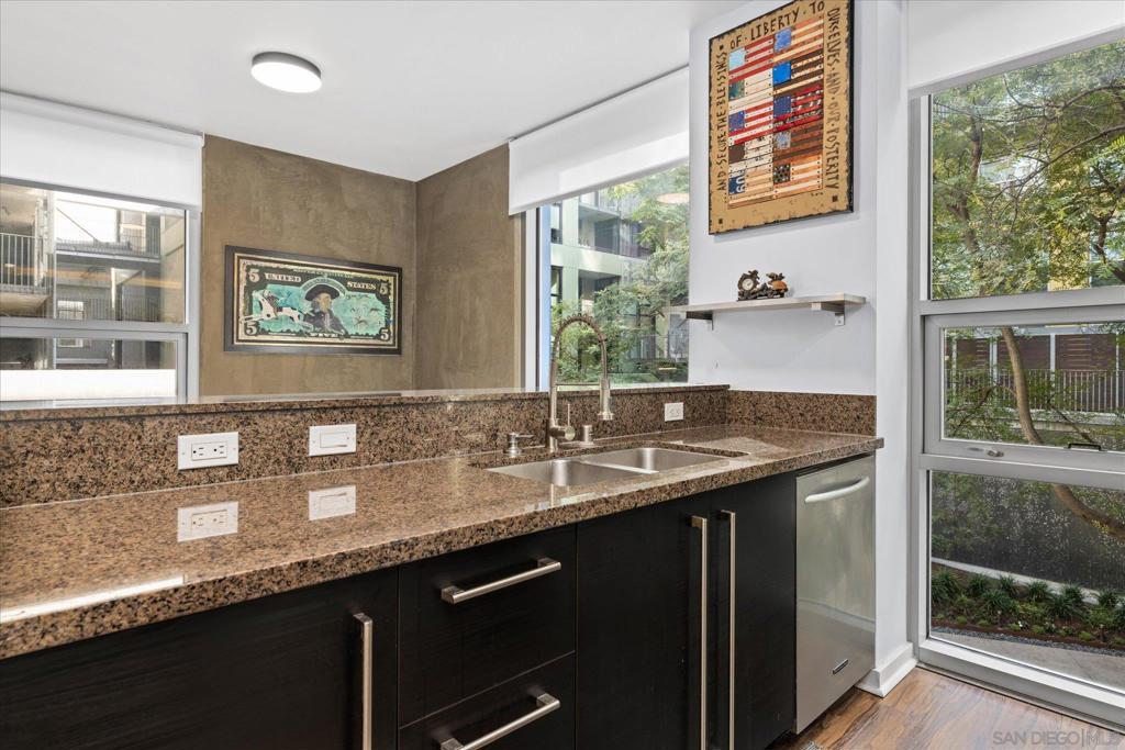321 10Th Ave 207