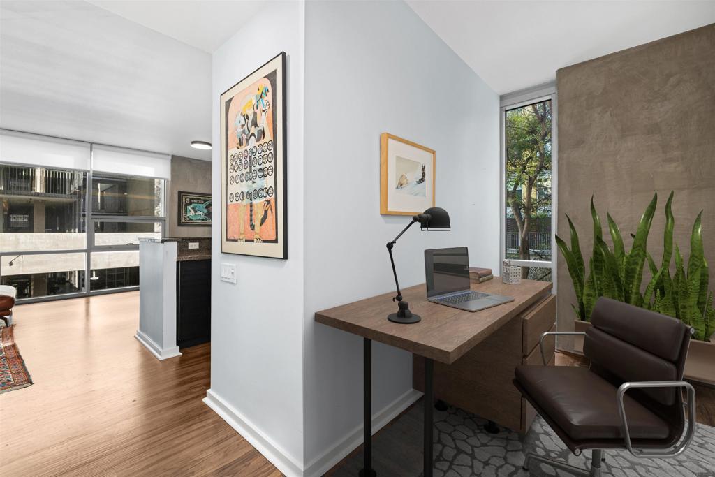 321 10Th Ave 207