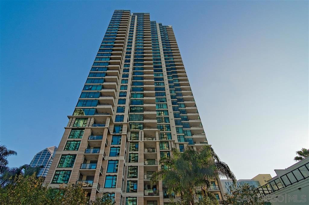 1205 Pacific Hwy 402