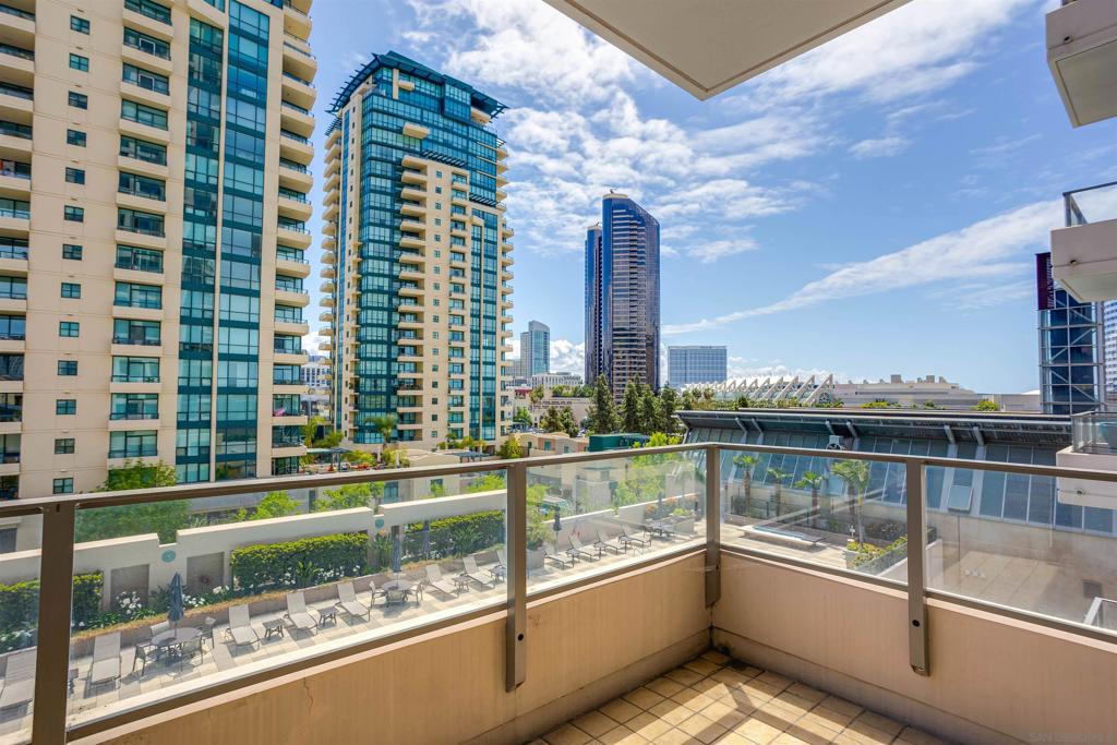 550 Front Street 402