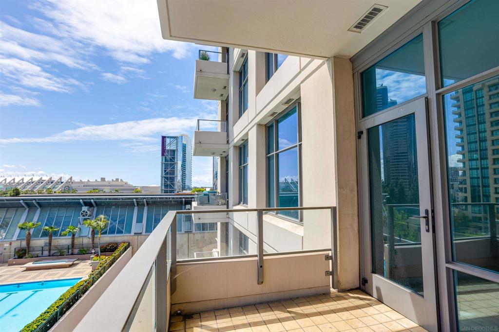 550 Front Street 402