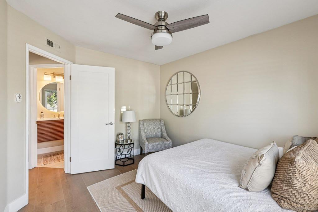 1305 Eagle Glen