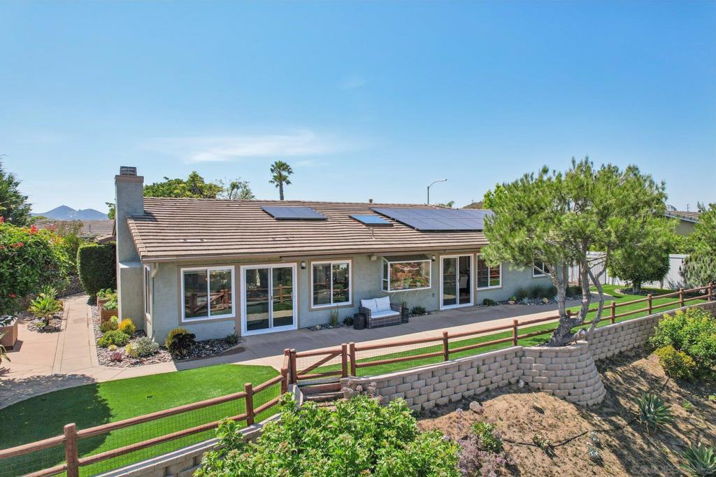 1305 Eagle Glen