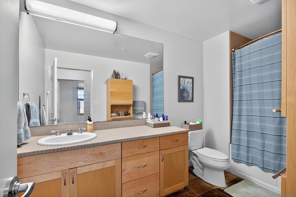 1150 J St 209