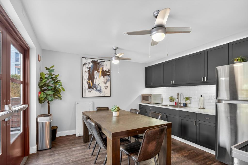 1150 J St 209