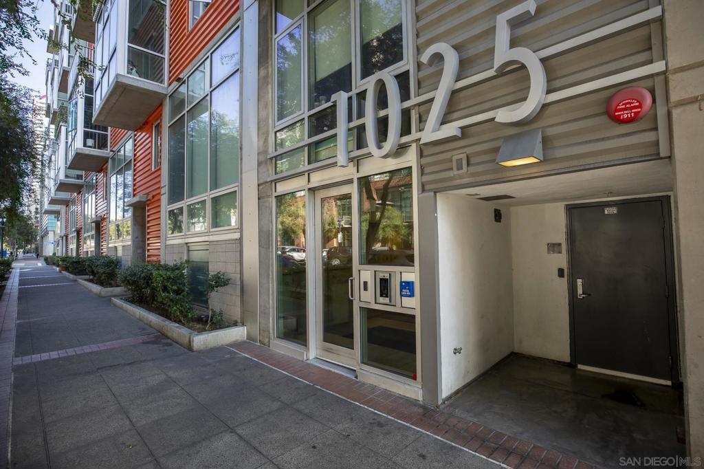 1025 Island Ave 204