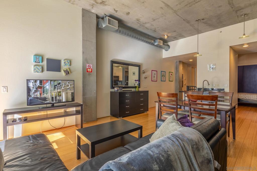 1025 Island Ave 204