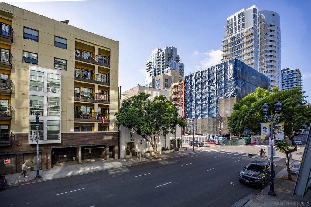 1025 Island Ave 204