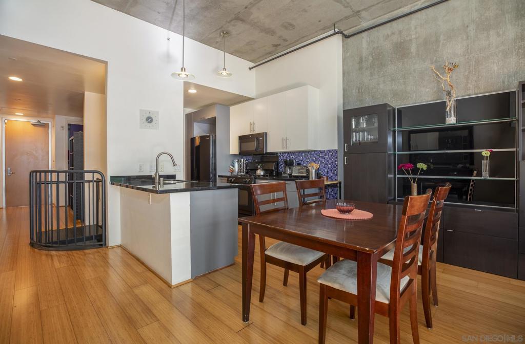 1025 Island Ave 204