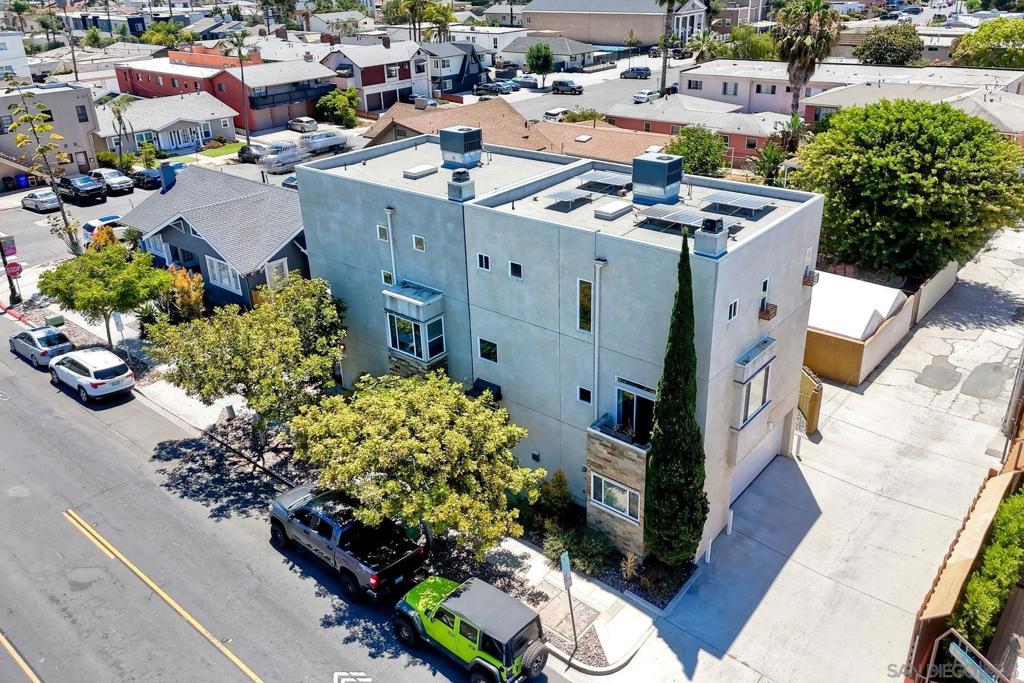 2625 Adams Avenue