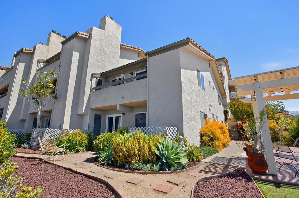 4794 Arizona St 101