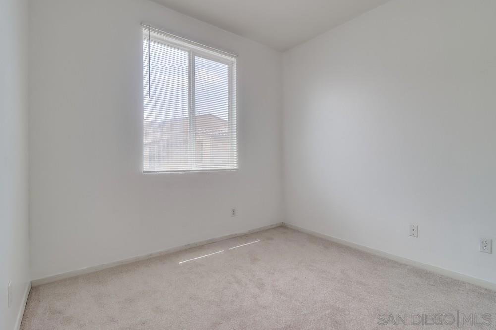 4300 Newton 106