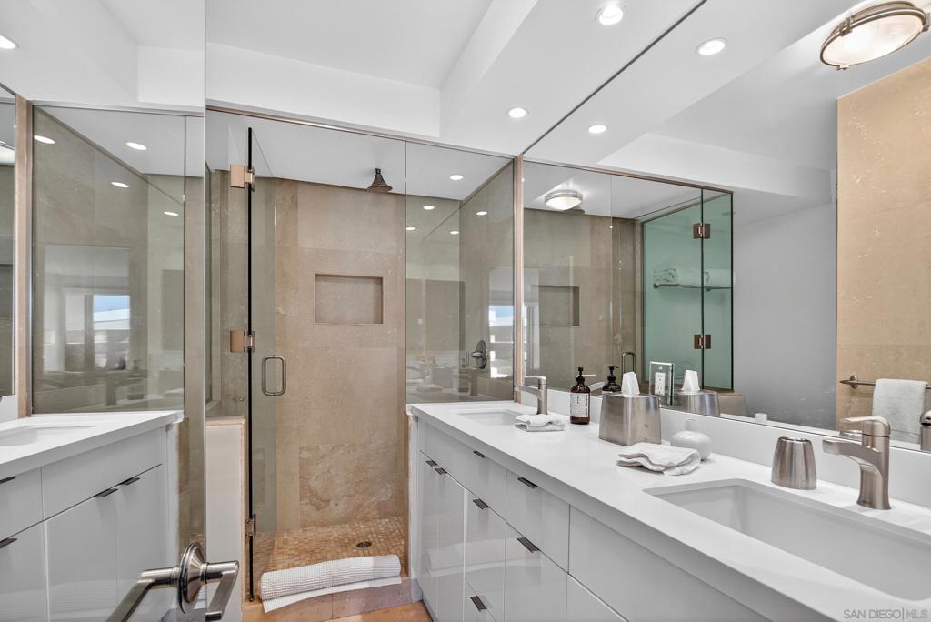 1810 Avenida Del Mundo 1503