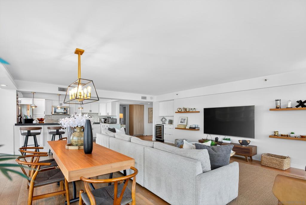 1810 Avenida Del Mundo 1503