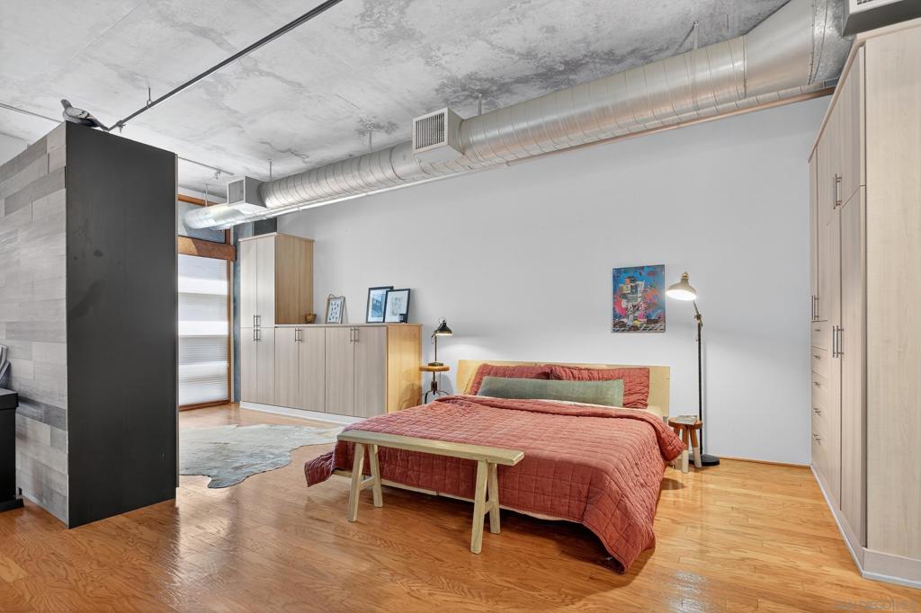 877 Island Ave 218