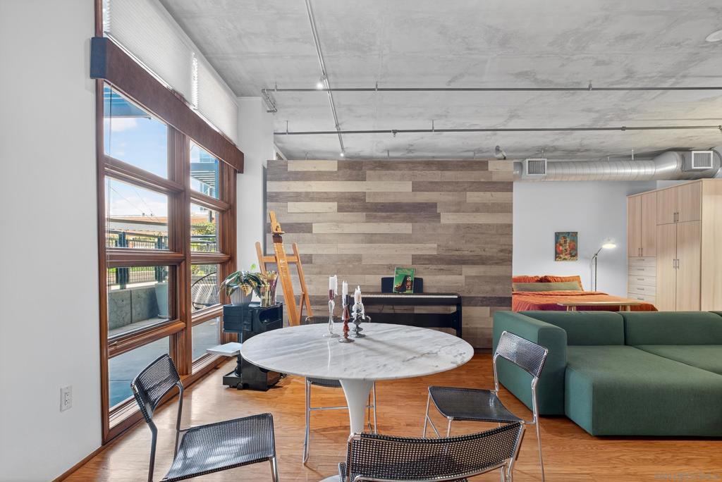 877 Island Ave 218